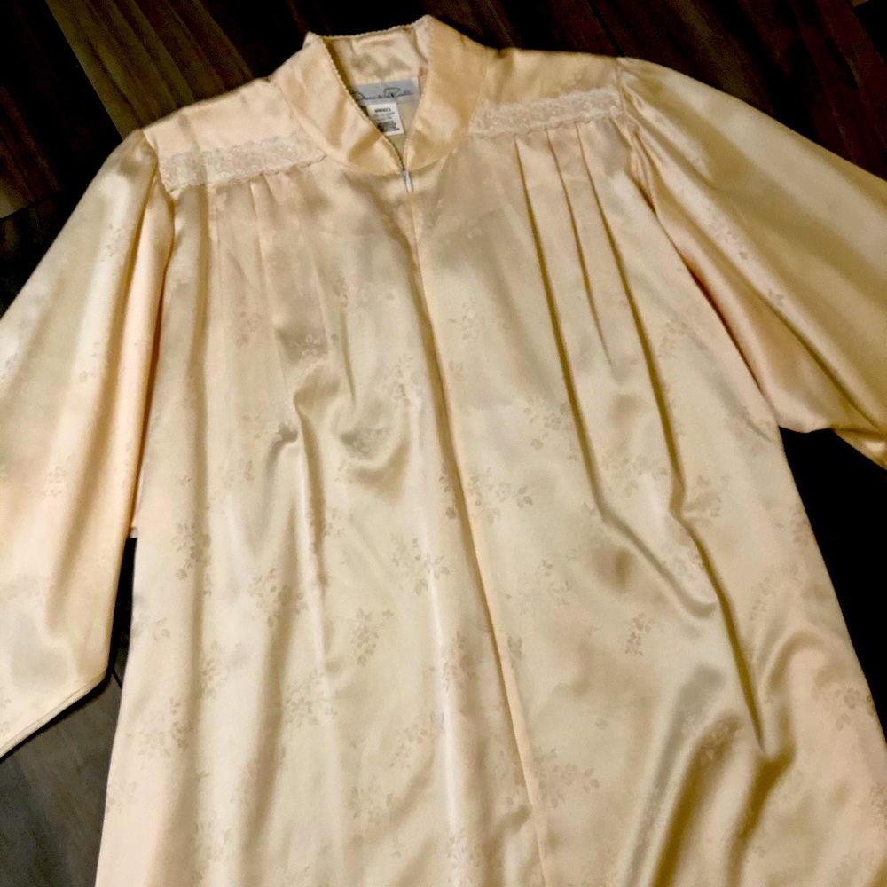 Oscar de la Renta Day Robe Caftan Nightgown